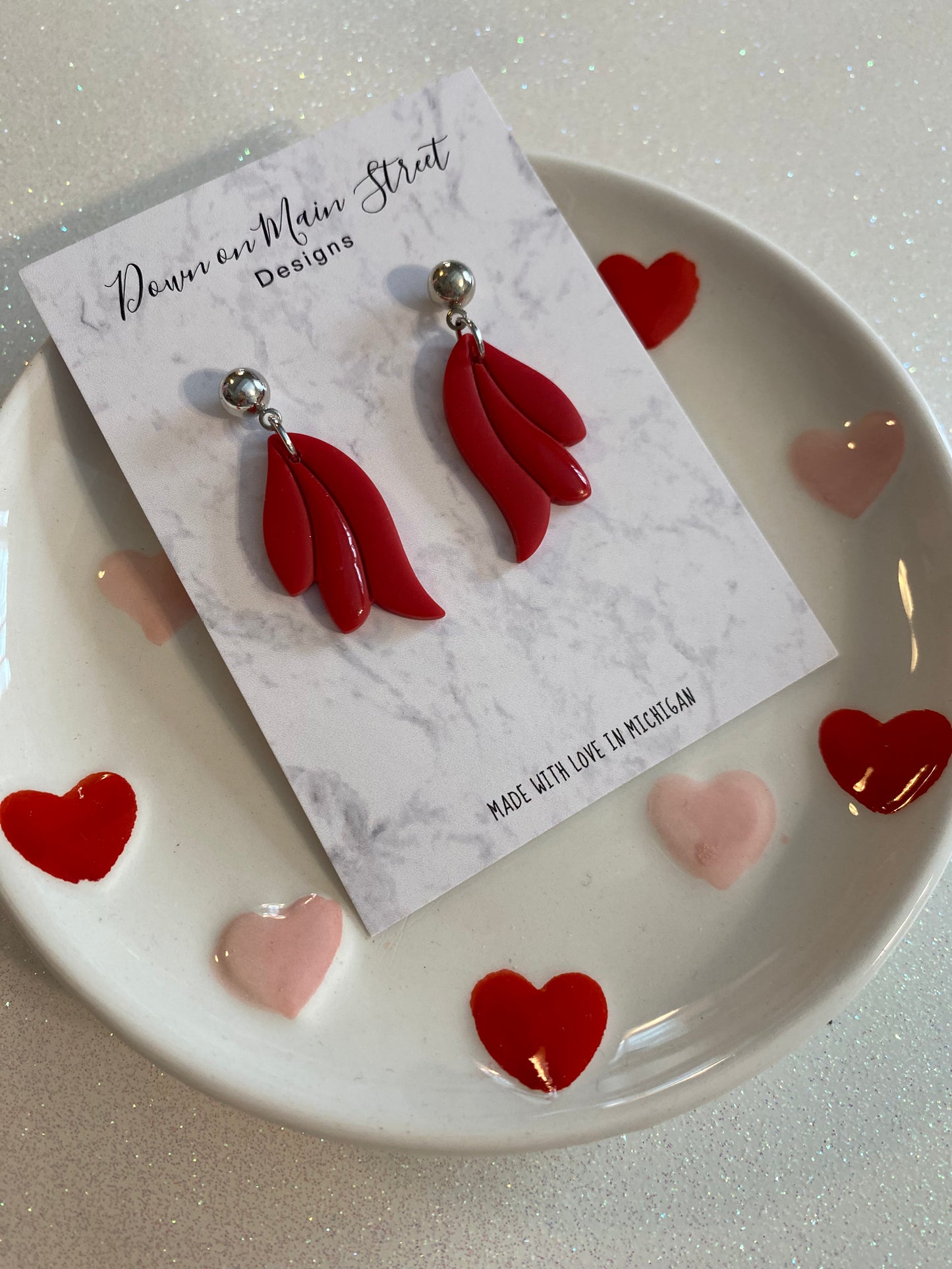 Angels wings, dark red