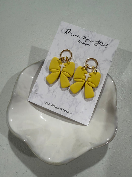 Bows-yellow, with cross