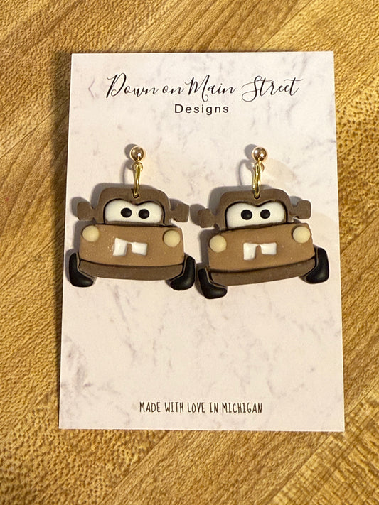 Cars-Tow Mater